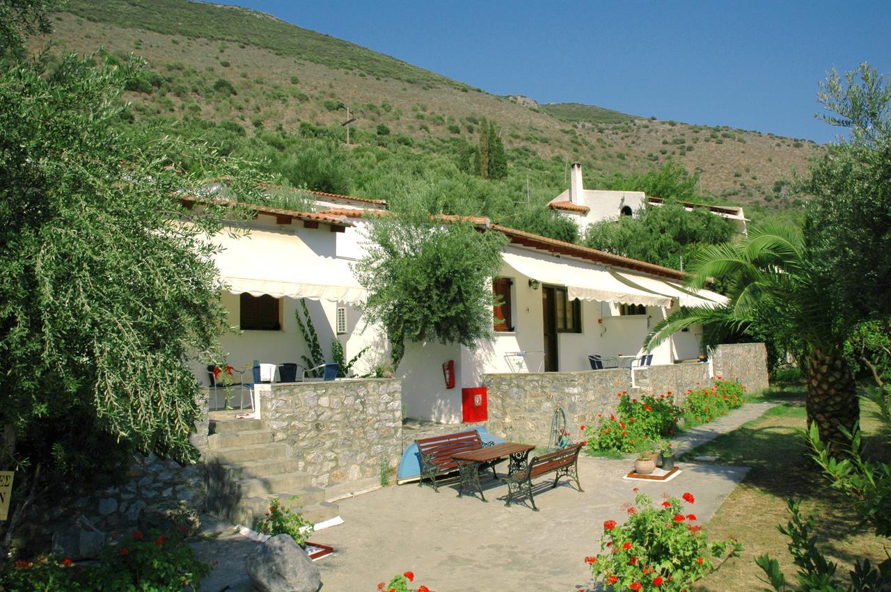 Kotronas Bay Bungalows 外观 照片